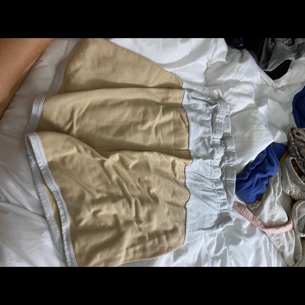 Maternity shorts